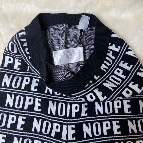 Urban Outfitters UO Nope shorts - Picture 2 of 6